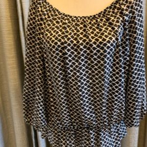 Vince Camuto ladies blouse